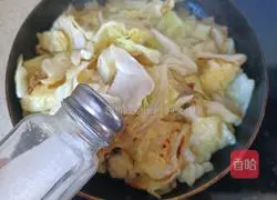 Illustration of how to cook cabbage 7