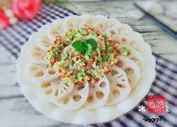 Illustration of how to make steamed lotus root slices 1