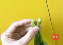 Illustration of how to make boiled Cantonese cabbage 2