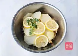 Illustration of how to make cold potato and chicken feet 13