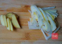 Illustration of how to make smoked and fried parsley 3