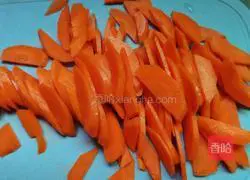 Illustration of how to make dried carrots and eggs 4