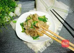 Illustration of how to stir-fry green vegetables and moldy bean dregs 9