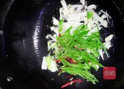 Illustration of how to make green pepper and potato shreds 5