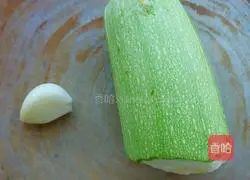 Vegetarian fried zucchini recipe illustration 1