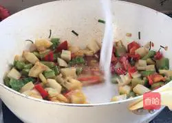 How to stir-fry lotus root and bitter melon Illustration 13