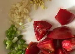 Illustration of how to cook cauliflower with tomatoes 2