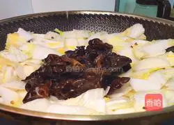 Illustration of how to make vinegar Chinese cabbage 11
