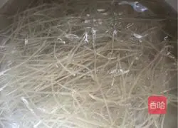 Illustration of how to make vegetable rolls 6