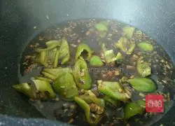 Illustration of how to make three fresh vegetables 13