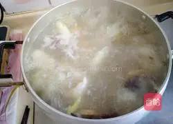 Illustration of how to make crystal pig's trotters 8