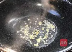 Illustration of how to make fried lotus root slices 4