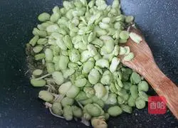 How to stir-fry shredded pickles, bamboo shoots and watercress Illustration 5