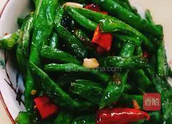 Illustration of how to make stir-fried green beans 6