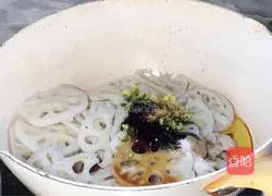 Illustration of how to make ginger lotus root slices 7