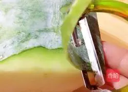 Illustration of how to make refreshing winter melon slices 3