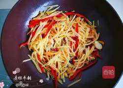 Illustration of how to make spicy Wujiang radish and potato shreds 9