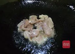 Illustration of how to make stir-fried cabbage with fungus 8