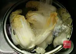 Illustration of how to make spicy and sour Chinese cabbage 2