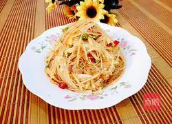 Illustration of how to make spicy and sour cold potato shreds 9