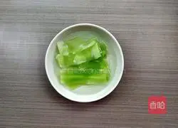 Beautiful Illustration of how to make fungus mixed with juice 4