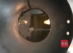 Illustration of how to make garlic lettuce 3