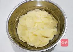 Illustration of how to make pickled pepper potato slices (hot and sour potato slices) 3