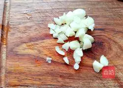 Illustration of how to make vinegar-coated potato shreds 6