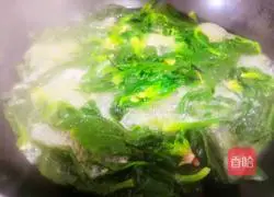 Illustration of how to make ginger spinach 2