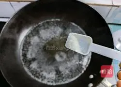 Illustration of how to cook zucchini in sauce 10