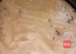 Illustration of how to cook cabbage with peanut foam 8