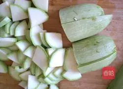 Illustration of how to stir-fry zucchini 4