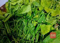 Illustration of how to make stir-fried asparagus 4