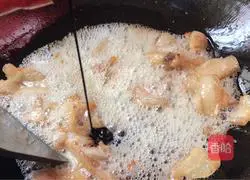 Illustration of how to make stir-fried king oyster mushrooms 10