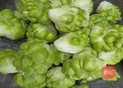 Illustration of how to make pickled mustard 1