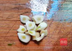 Illustration of how to stir-fry thousands of green peppers 4