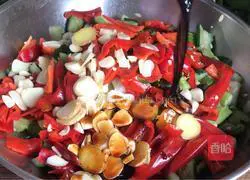 Illustration of how to make pickled cucumbers 18