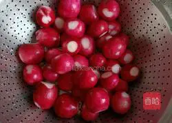 Illustration of how to make pickled cherry radish 1