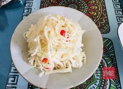 Illustration of how to make cold kohlrabi 10