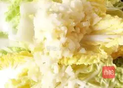 (Lantern Festival on the 15th day of the first lunar month) Illustration of how to make garlic baby cabbage 3