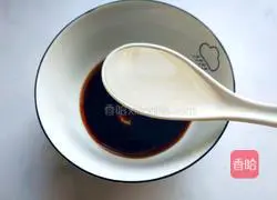 Illustration of how to make hot and sour shredded cabbage 7