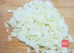 Illustration of how to make beef with onions 5