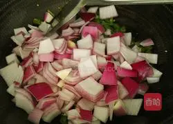 Illustration of how to stir-fry green peppers and onions 6