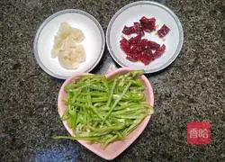 Illustration of homemade fried potato shreds 4