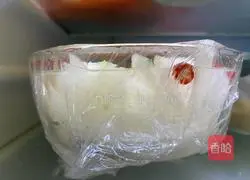 Illustration of how to make Sprite Crispy Radish 4