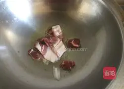 Illustration of how to make fried fungus with cabbage 2