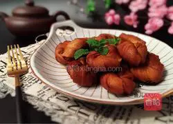 Illustration of how to make dry tofu rolls 10