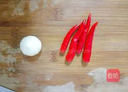 Illustration of how to make king oyster mushrooms with spinach 2