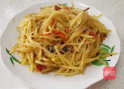 Illustration of how to make spicy and sour potato shreds 4