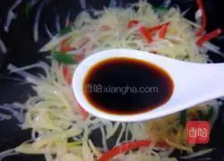 Illustration of how to make stir-fried shredded potatoes 9